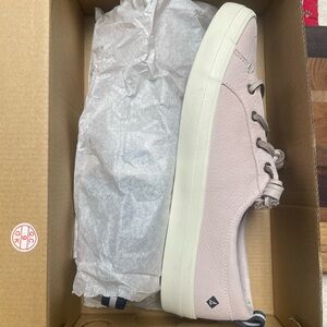 Sperry Women's Pink Crest Vibe Sneakers